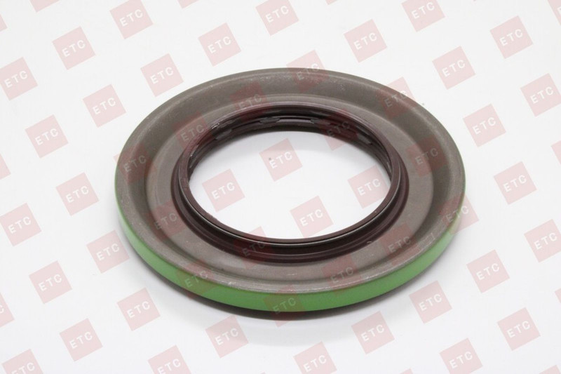 ER 88170878 Сальник 90*151*11/17 — 5