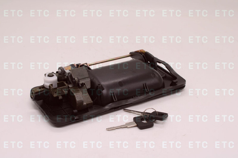 8748009SX Ручка правой двери — 2